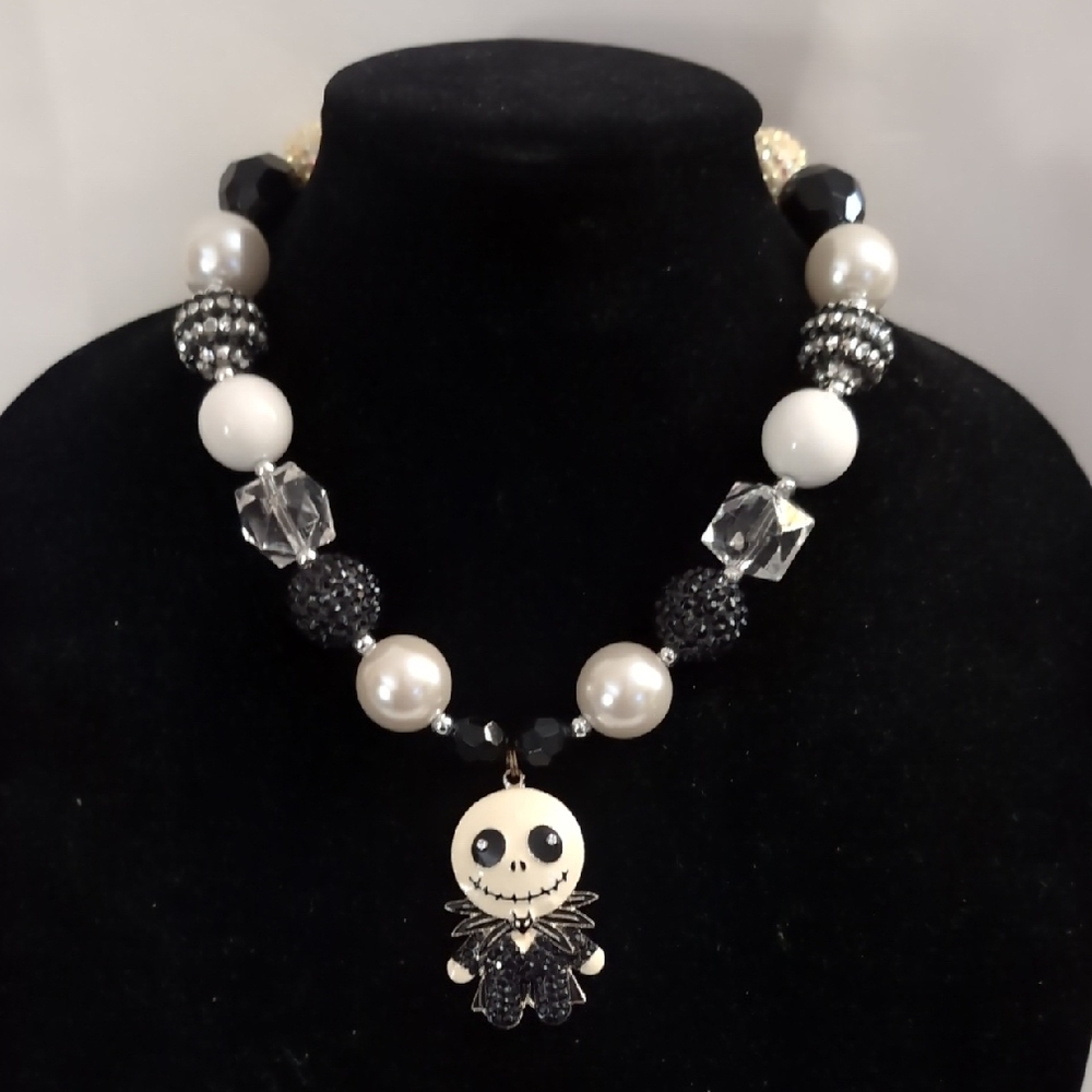 Black Chunky Beaded Necklace